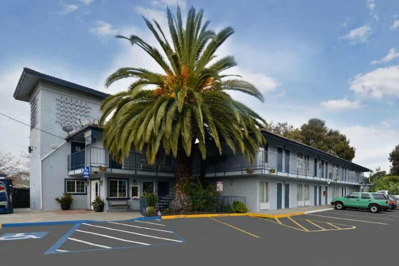 Rodeway Inn Vallejo Exterior foto